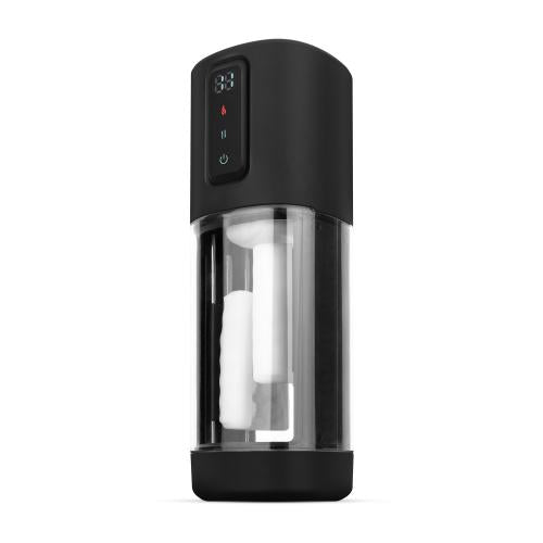 CX11 masturbator in sfeervolle omgeving met zachte verlichting