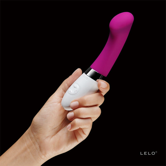 Gigi 2 g-spot vibrator van De Paarse Keizerin in elegante paarse kleur op witte achtergrond