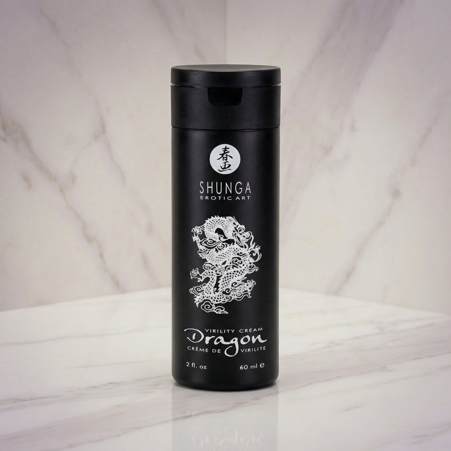 Shunga Dragon stimulerende crème voor hem in tube verpakking op witte achtergrond